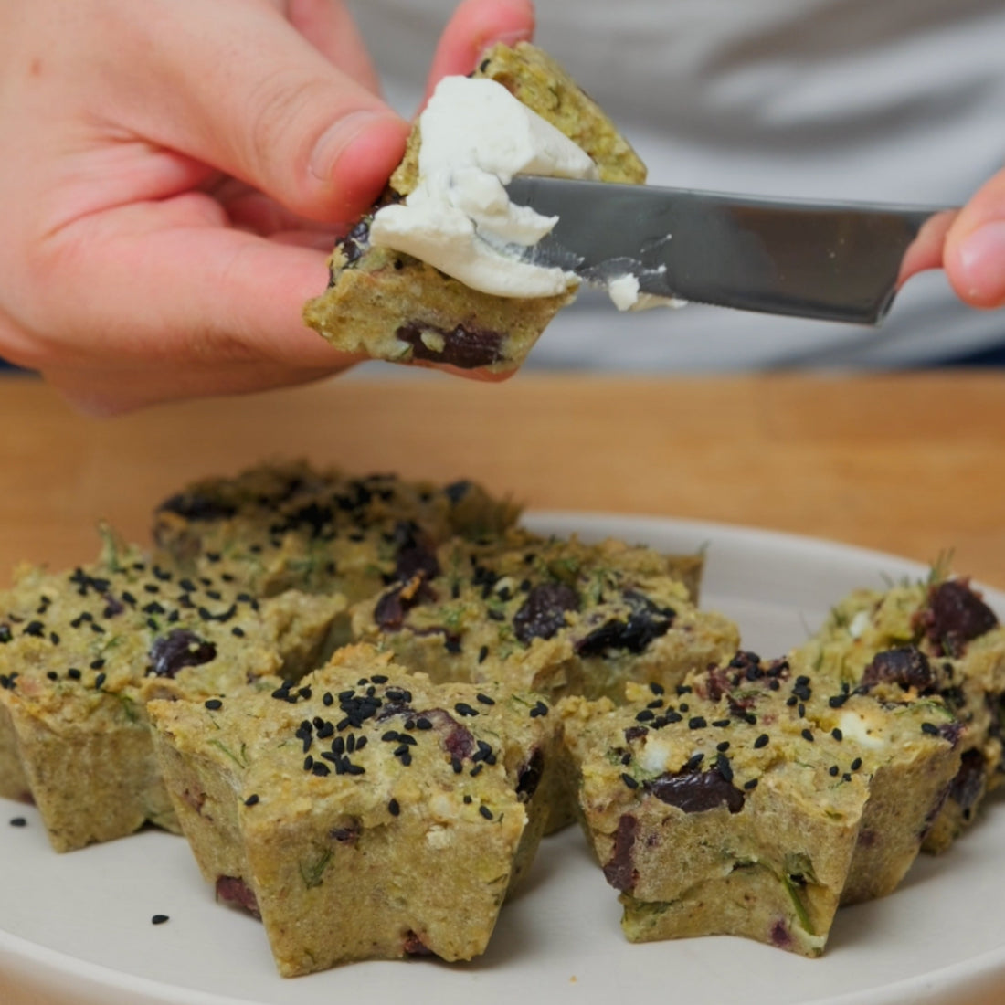 Filizlendirilmiş Bezelye Unu'yla Tuzlu Protein Muffin